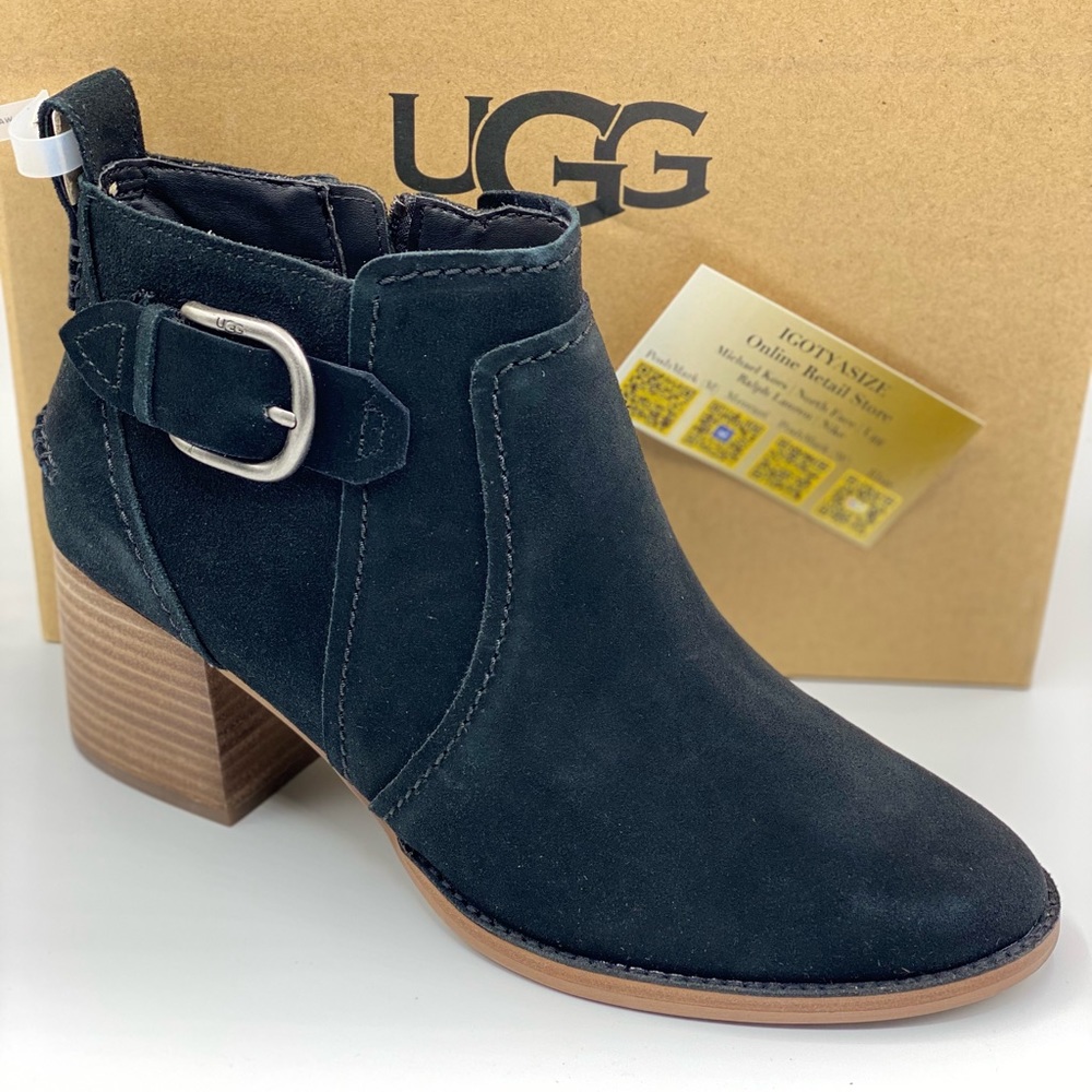 UGG LEAHY BOOTIE (9.5) BLACK